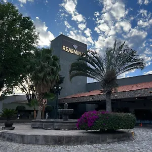 Отель Real De Minas Tradicional
